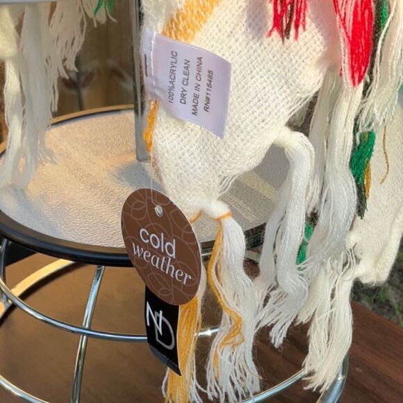 Take 50% OFF- New Direction Scarf, OS - Picture 2 of 5